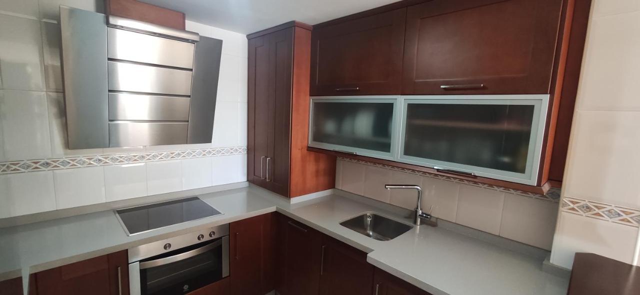 Huelin House Beach And Sun, Con Parking Y A 500 Metros De La Playa Apartment Malaga Ngoại thất bức ảnh