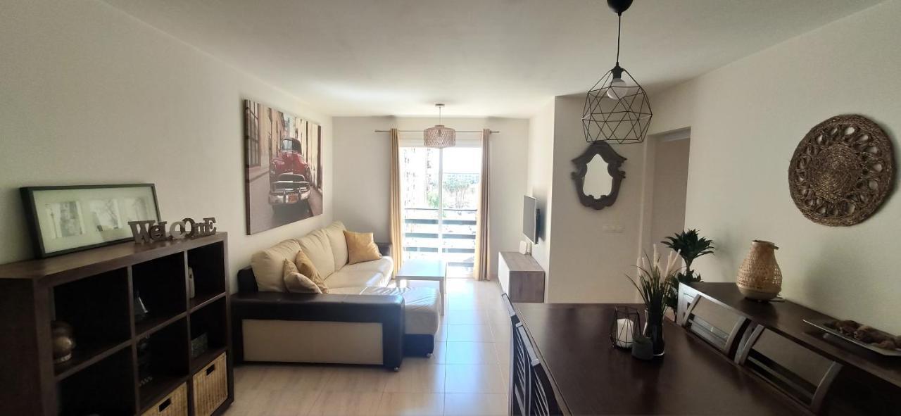 Huelin House Beach And Sun, Con Parking Y A 500 Metros De La Playa Apartment Malaga Ngoại thất bức ảnh